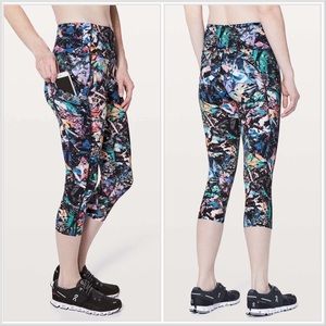 Lululemon Fast & Free Crop II *Nulux 19" in Crush Multi sz 6